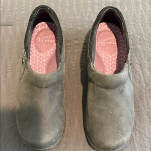 Dansko women’s slip on shoes